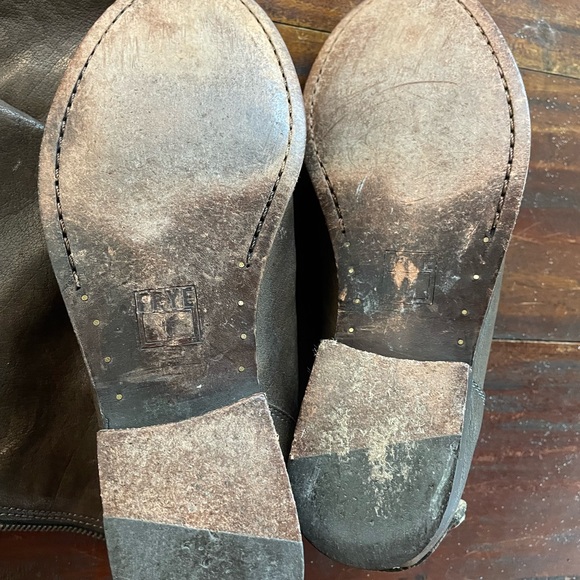 Frye Melissa Button Back Zip Boots - Picture 8 of 15